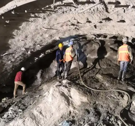 台州拱顶带模注浆料的施工流程及注意事项